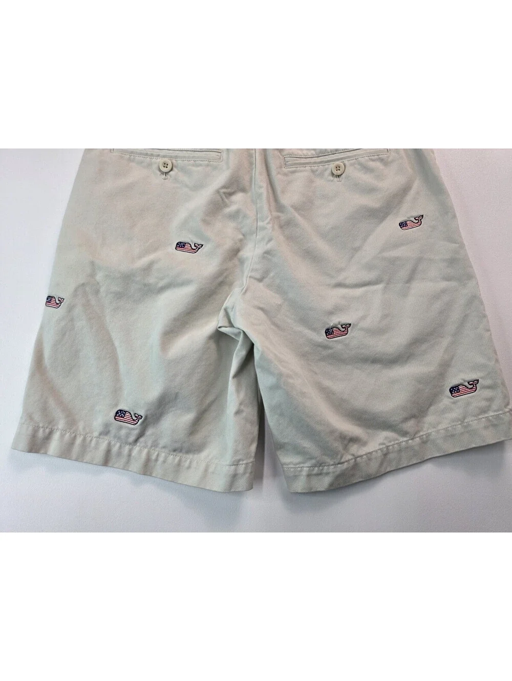 Vineyard Vines USA Flag Whale Logo AOP White Breaker Chino Shorts Mens Size 30